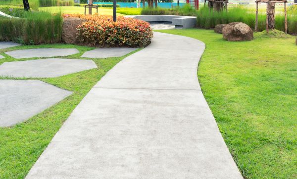 Cost of Concrete Sidewalk Installation in Los Gatos